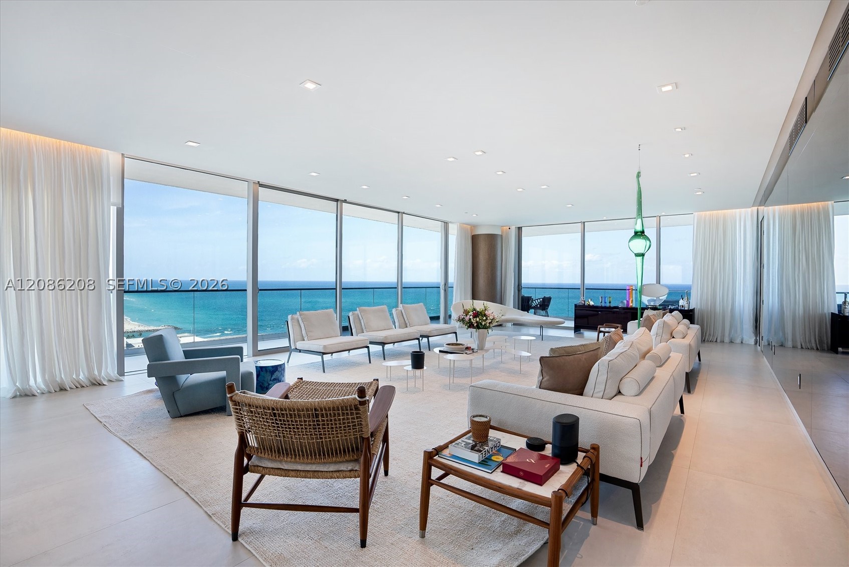 10203 Collins Ave 2101 — photo