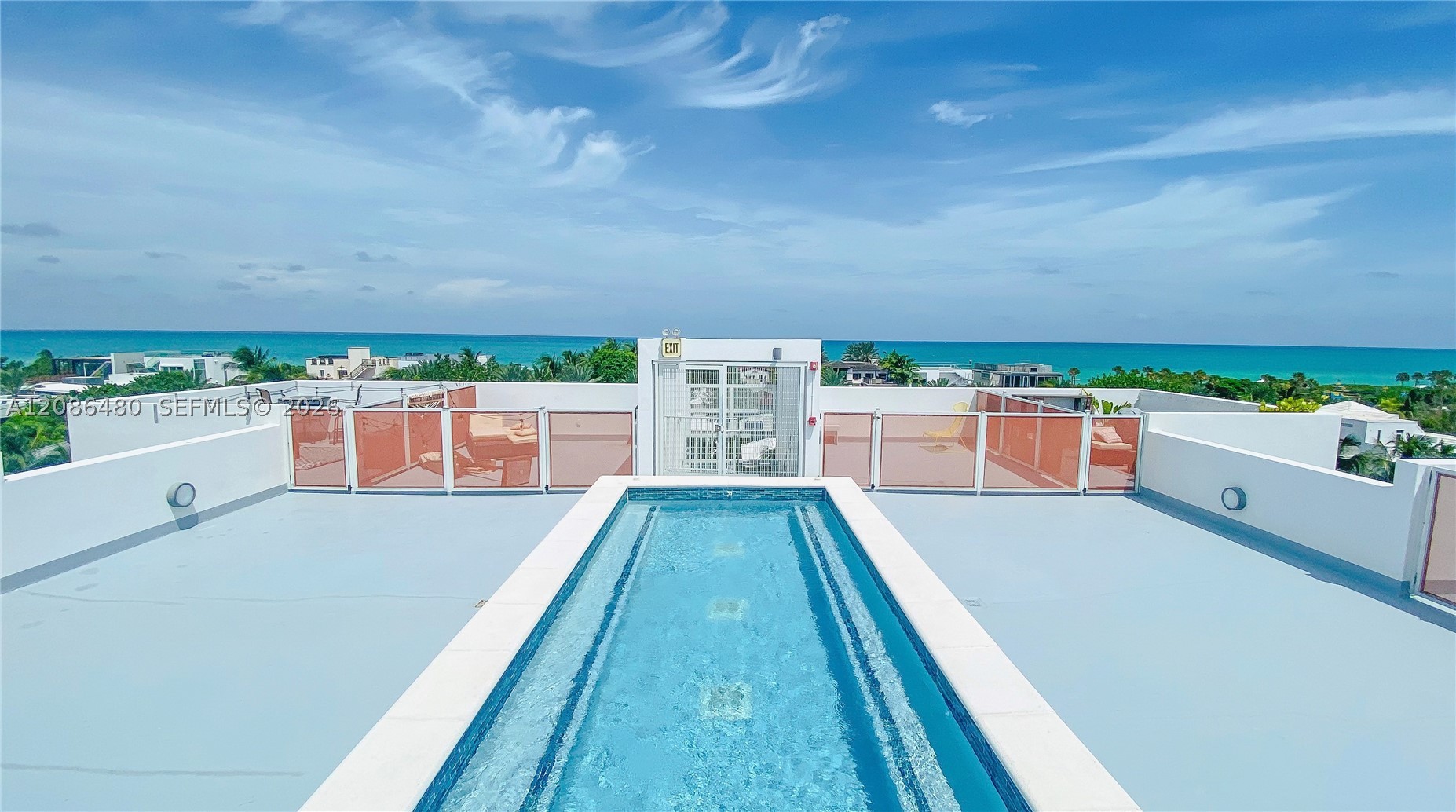 7744 Collins Ave 19 — photo