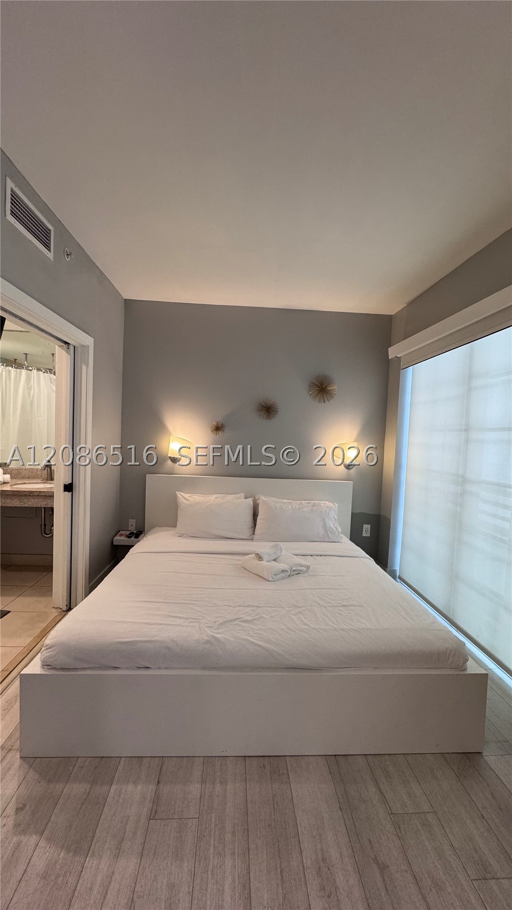 1036 Ocean Dr B205 — photo