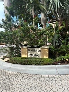 888 S Douglas Rd 1009 — photo