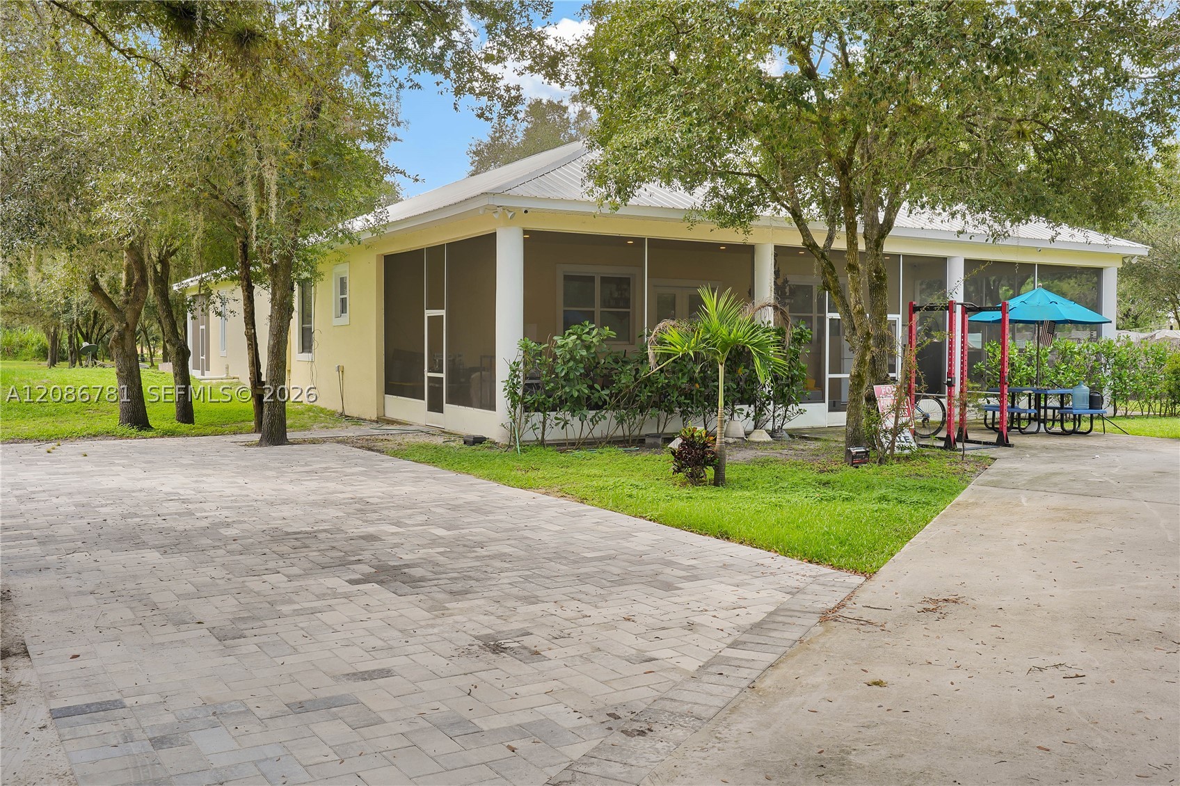 255 C Road, La Belle, FL 33935 — photo 2