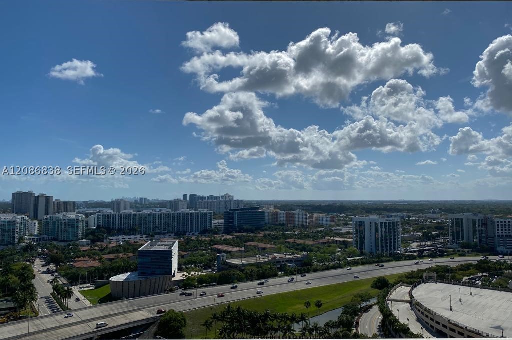 19501 W Country Club Dr 2305 — photo