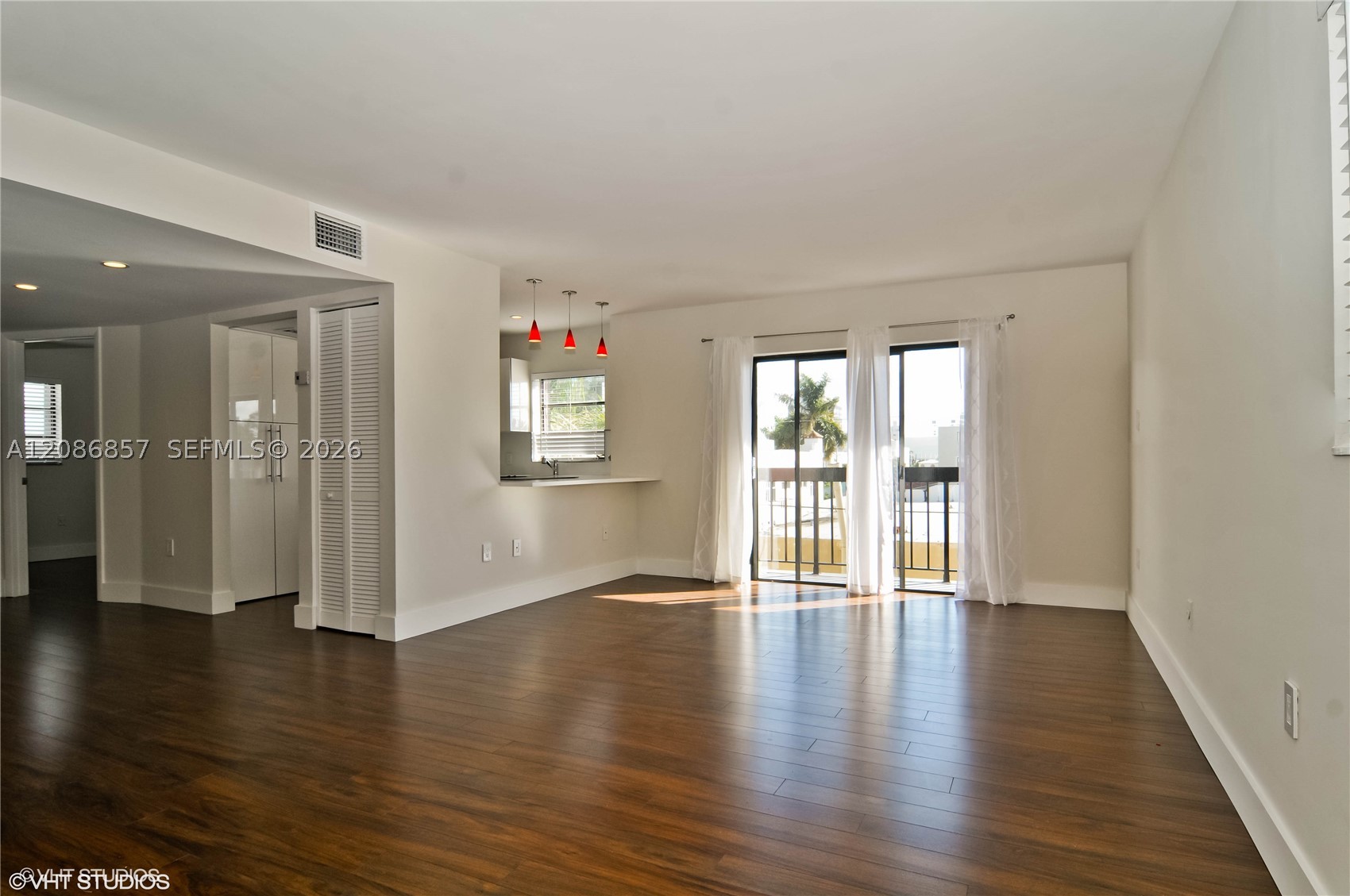 1617 Jefferson Ave 404 — photo