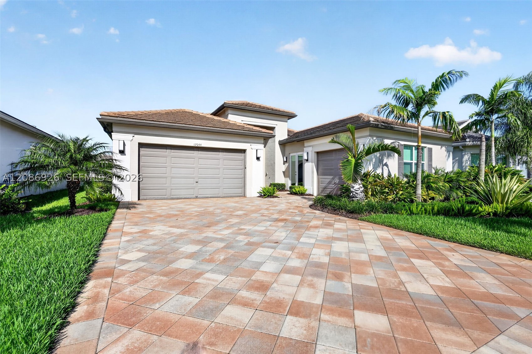 12046 SW Laguna Bay Pkwy — photo