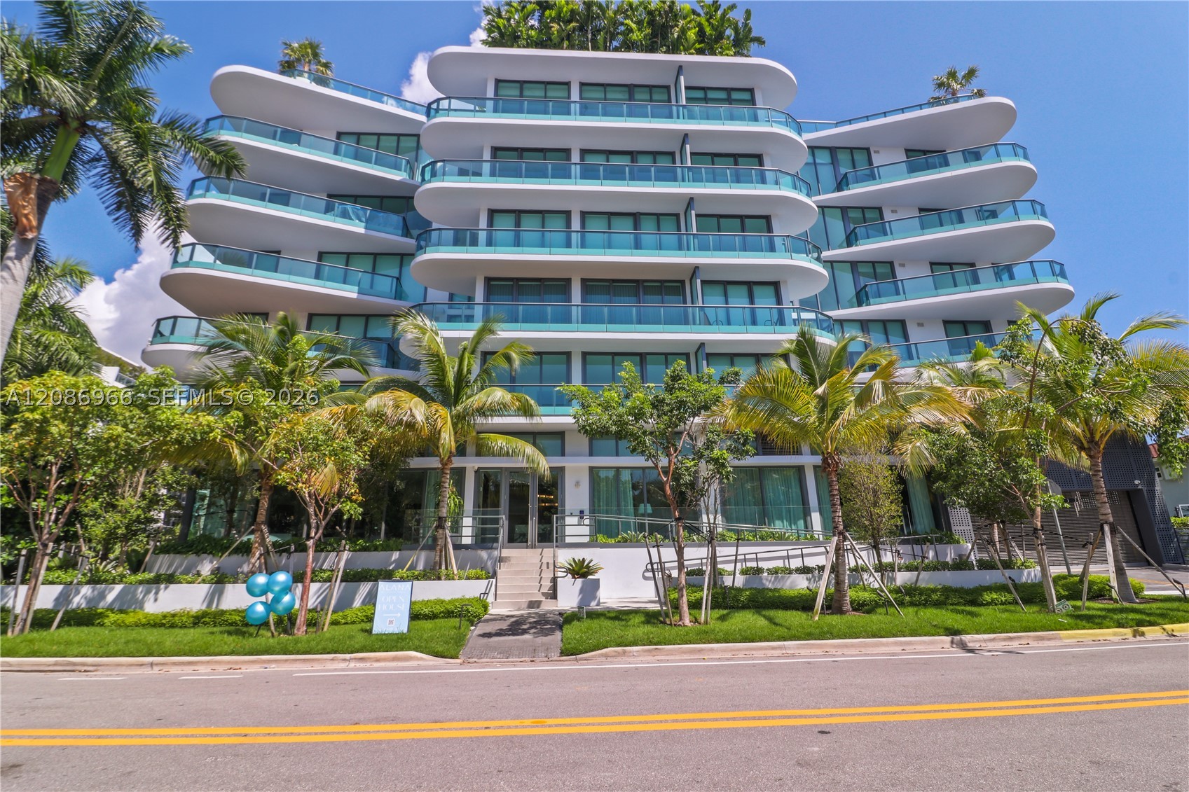 9901 W W Bay Harbor Dr 503 — photo