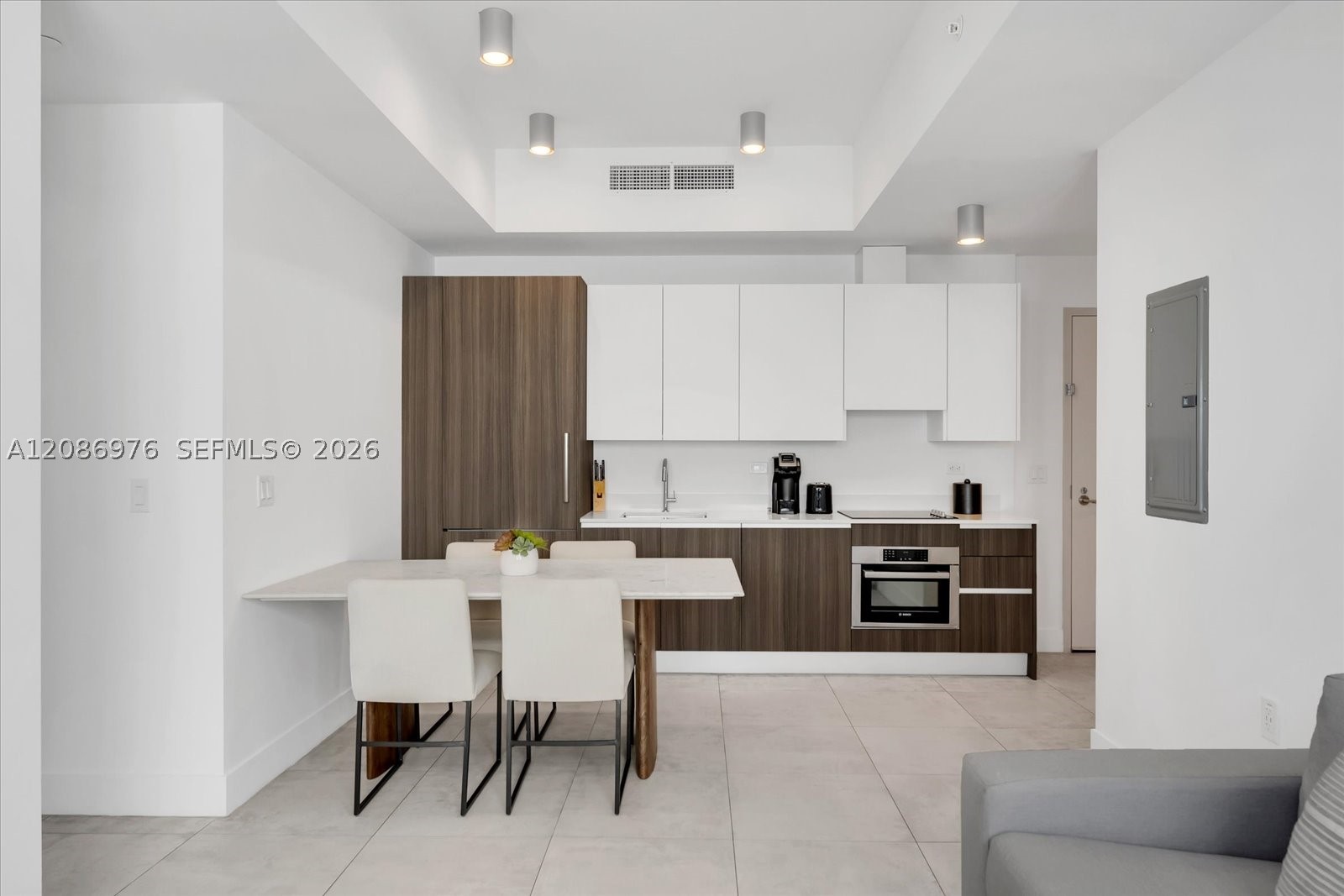 239 SW 9th St 1603 — photo