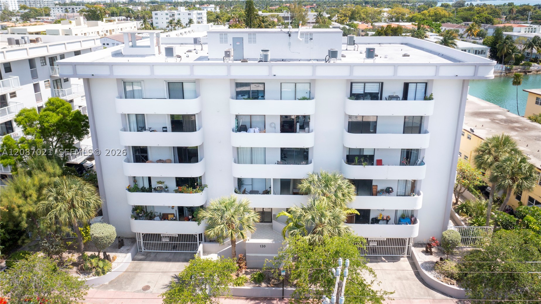 130 S Shore Dr 2F — photo