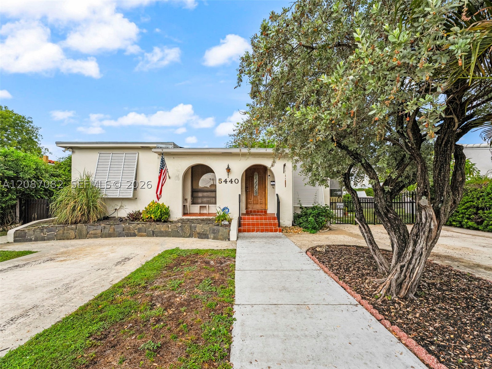 5440 E 7th Avenue, Hialeah, FL 33013 — photo 2