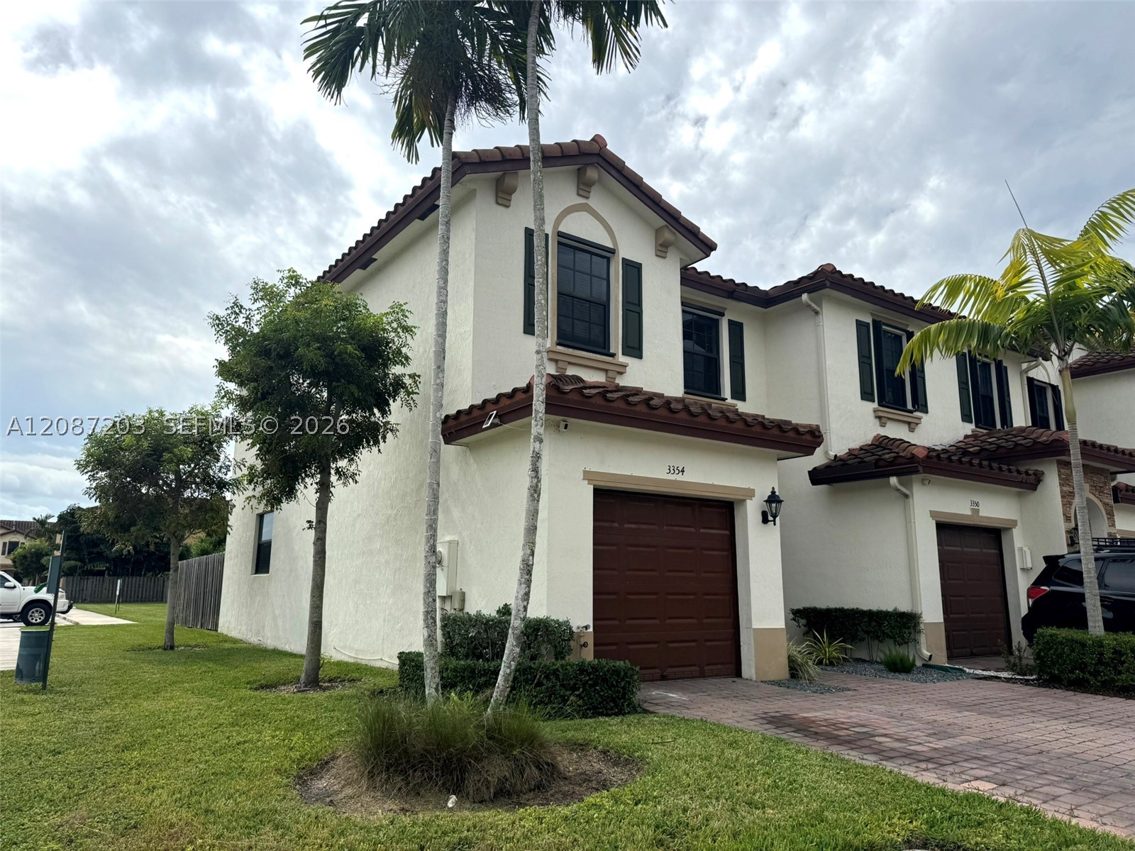3354 SE 1st Ct — photo