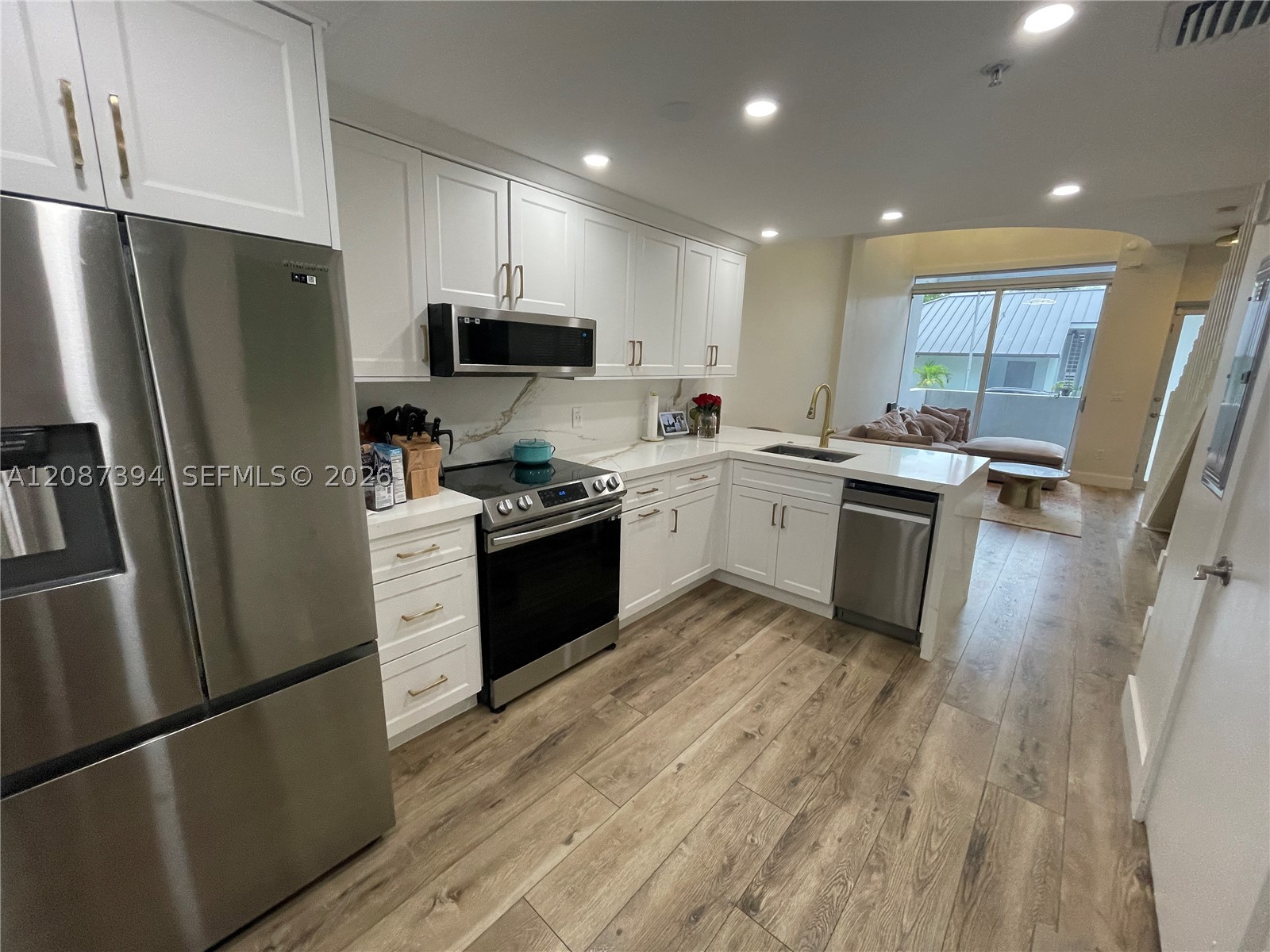 3339 Virginia St 141 — photo