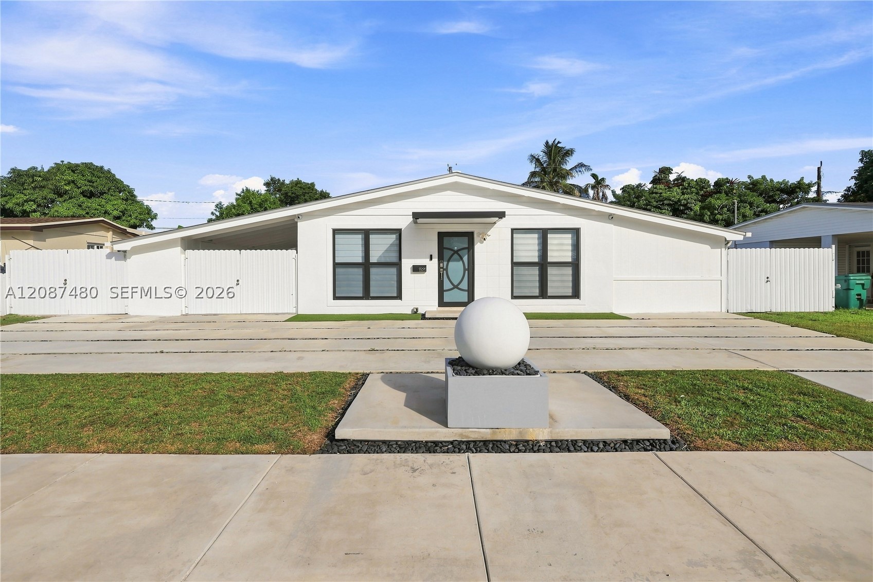 9298 Jamaica Dr N/A — photo