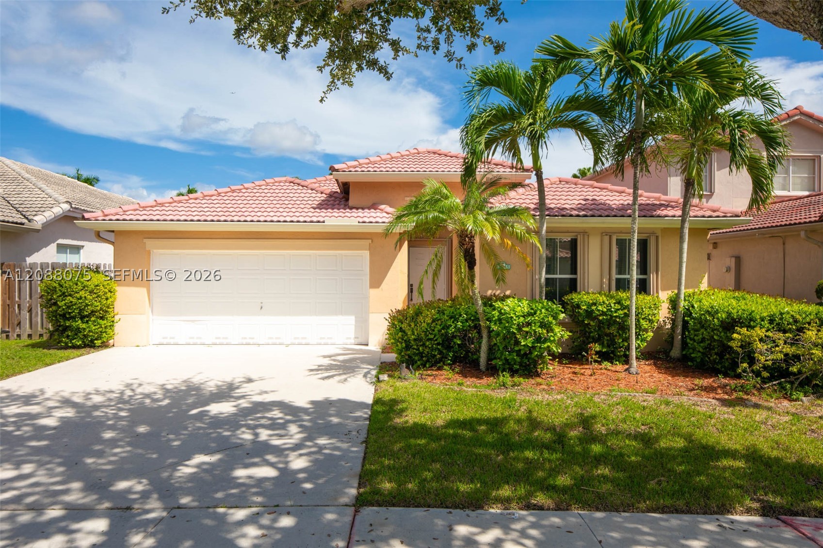 13945 S Cypress Cove Cir — photo