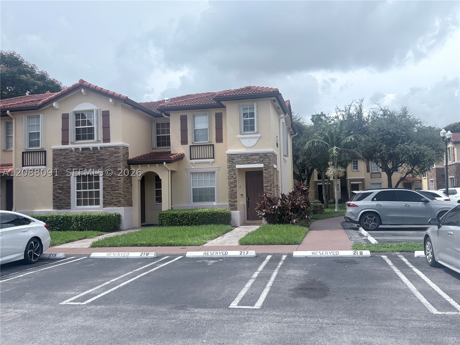 3320 NE 13th Cir Dr 112-23 — photo