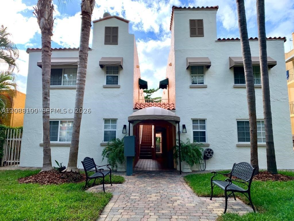 1218 Salzedo St 11 — photo
