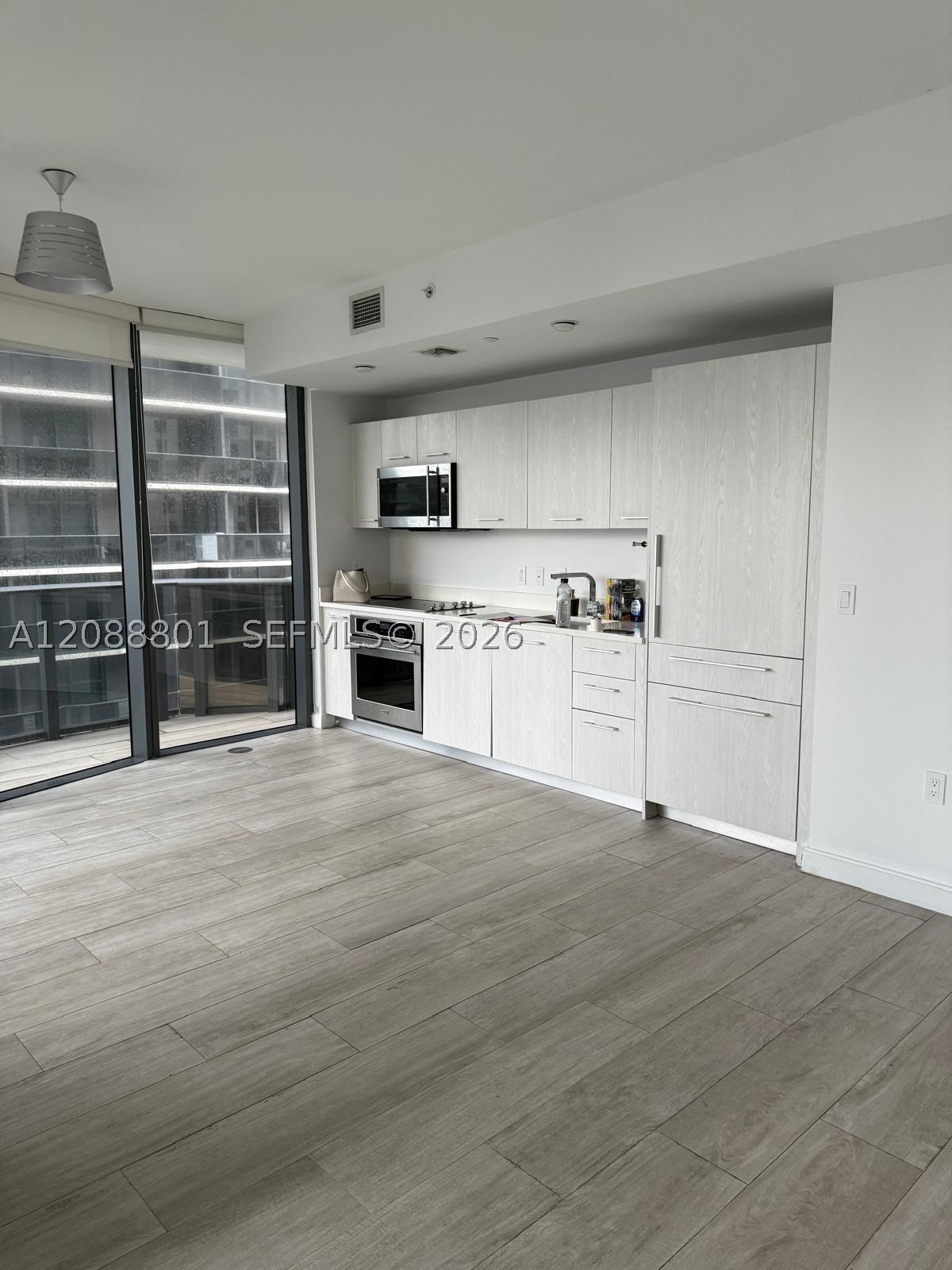 55 SW 9th St 2401 — photo