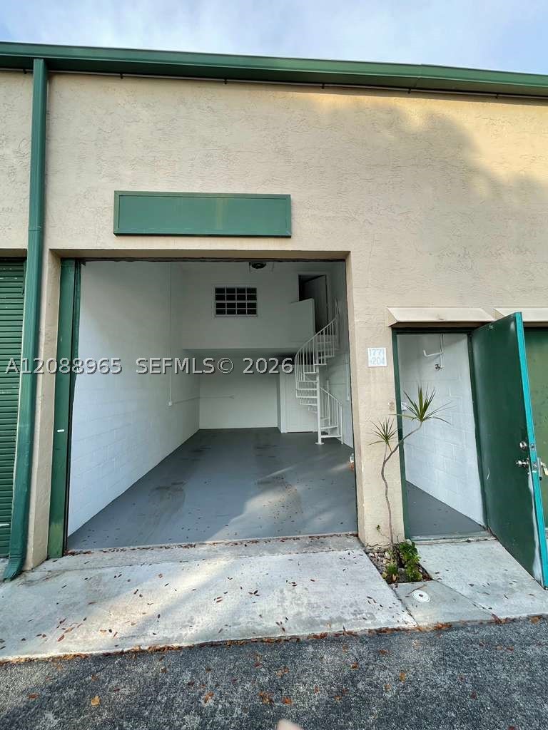 1771 Blount Rd 204 — photo