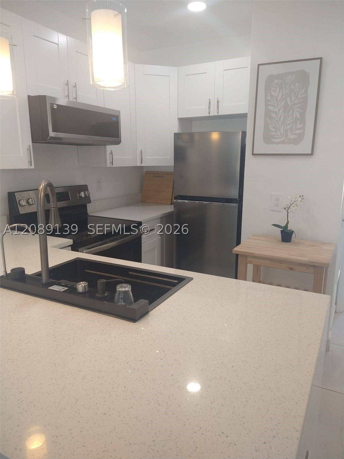 600 Layne Blvd 122 — photo