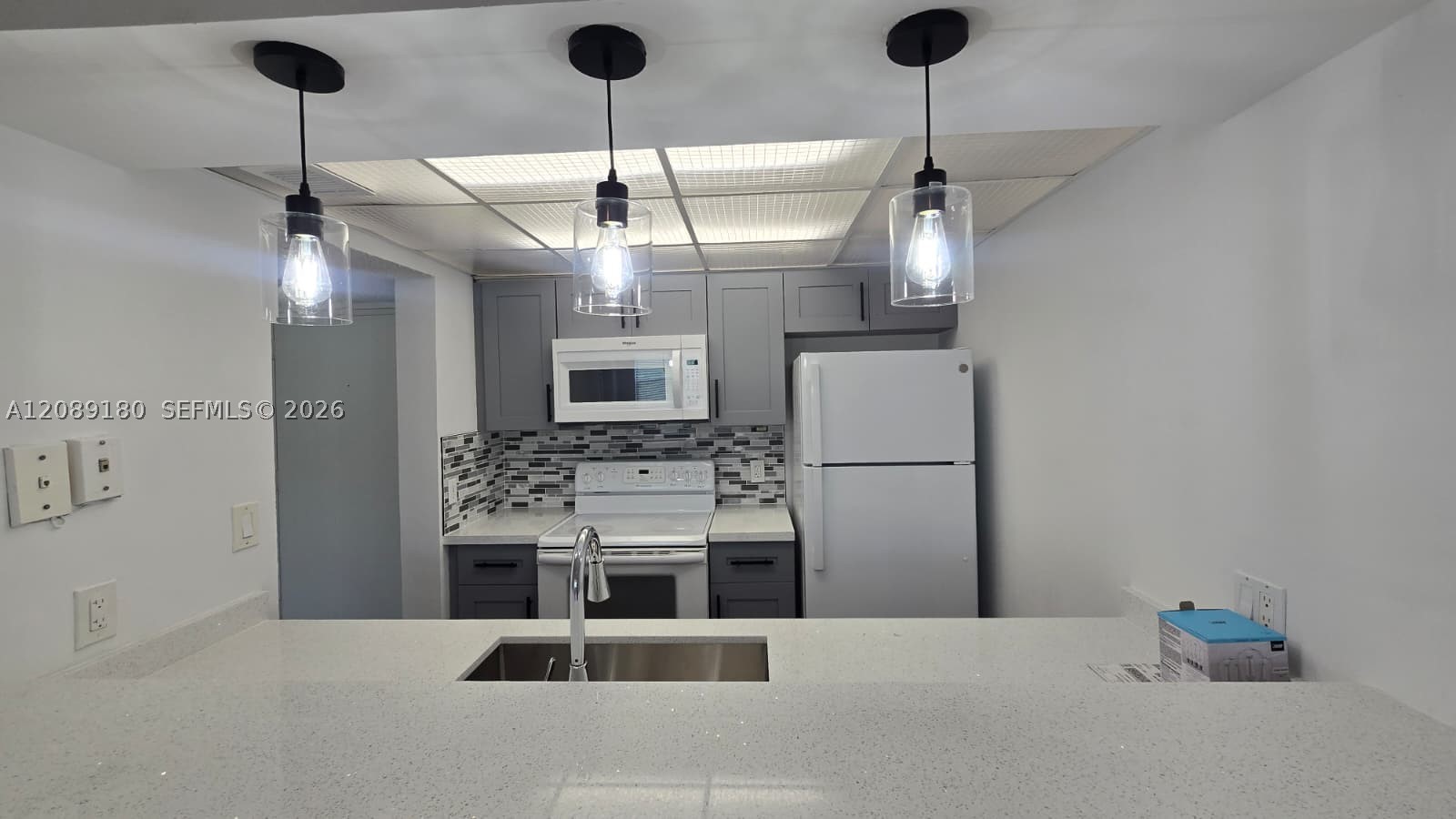 8180 Geneva Ct 419 — photo