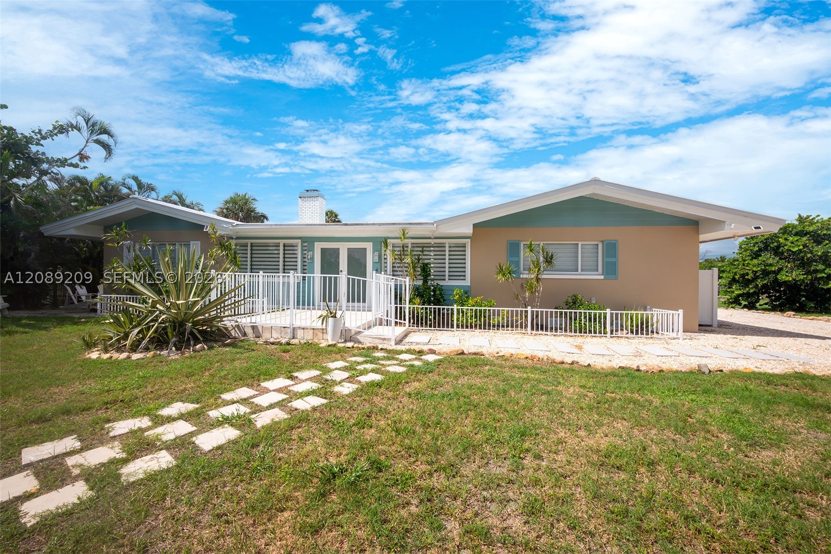 5885 Pine Tree, Other, FL 33957 — photo 2