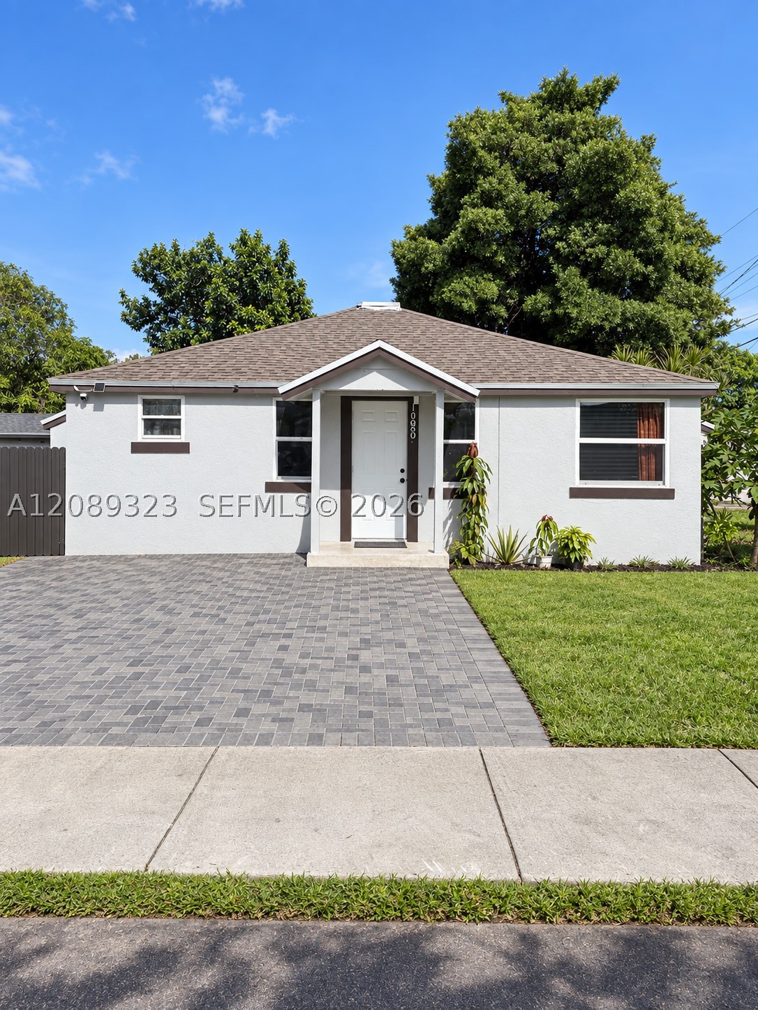 10805 NW 10th Ave — photo