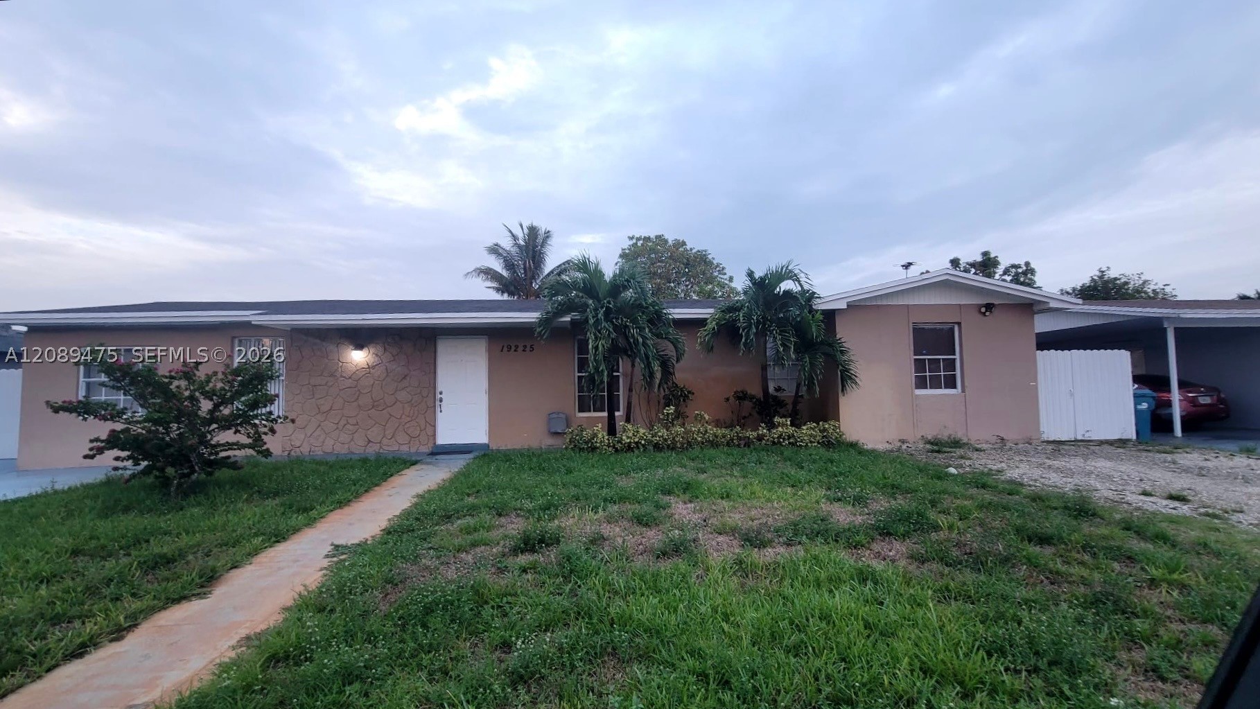 19225 NW 50 Ct — photo