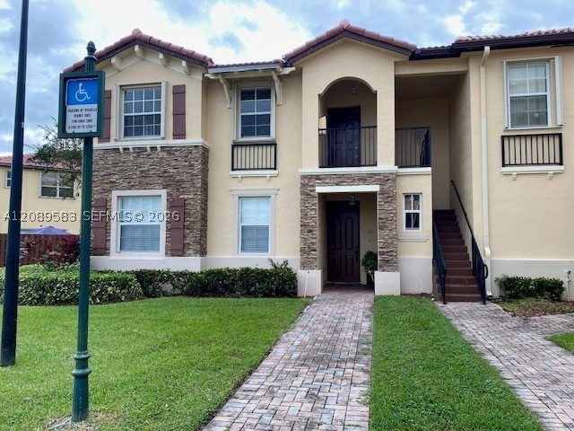 3350 NE 13th Cir Dr 201-21 — photo