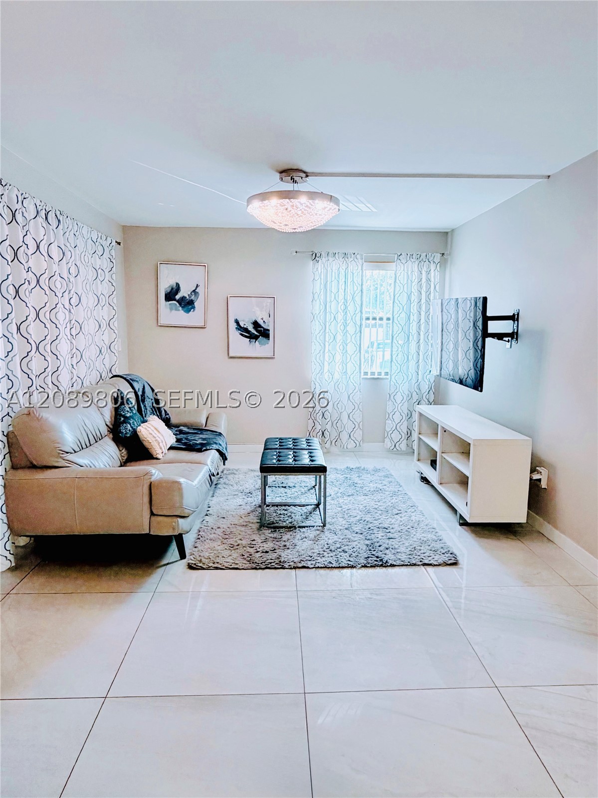 20120 NE 3rd Ct 7 — photo