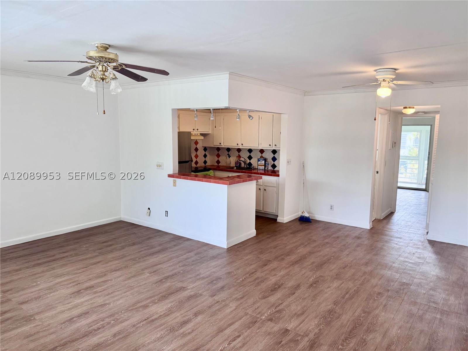 19 Newport a — photo