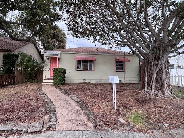 1822 N N St — photo