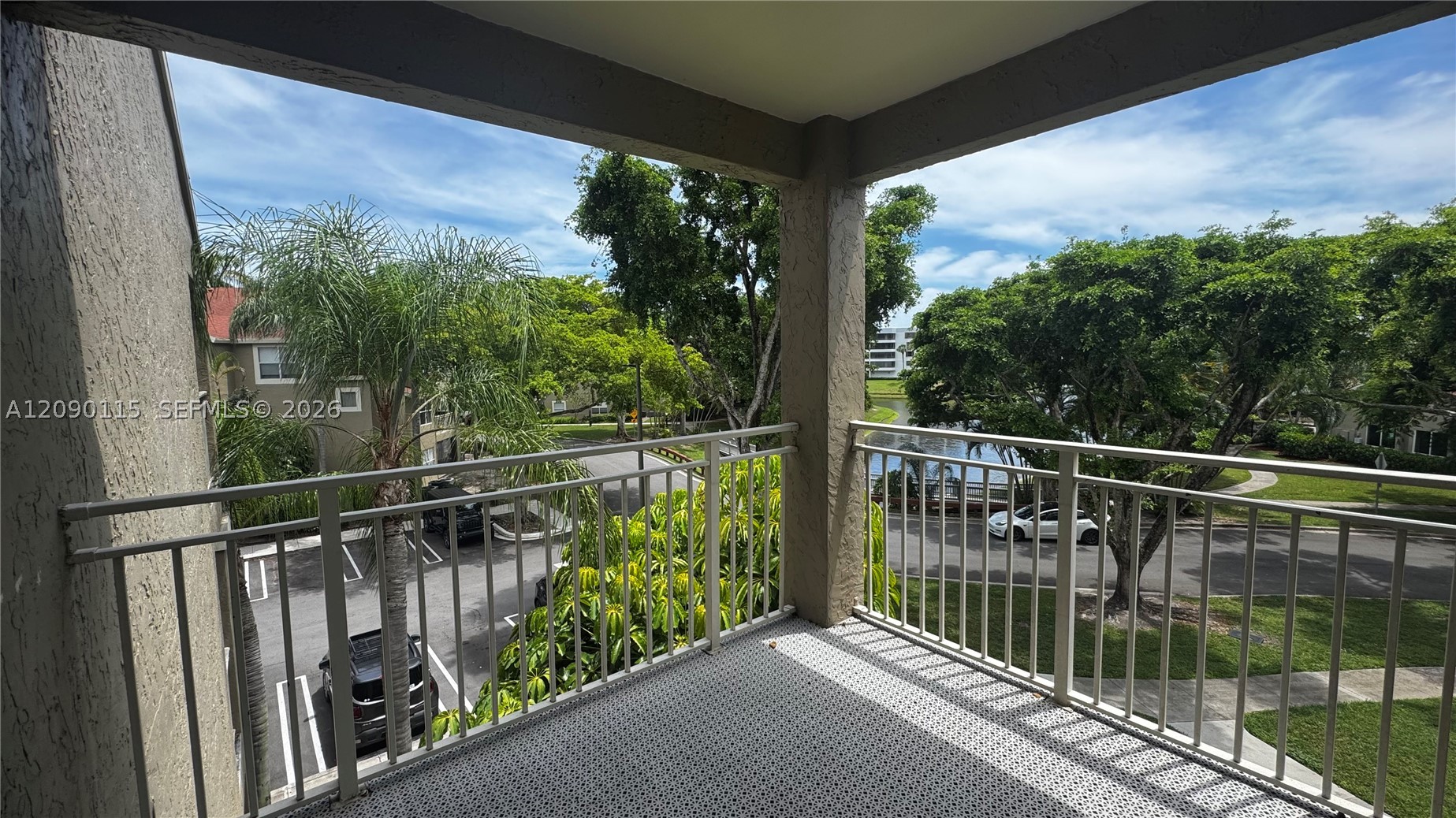 1760 Palm Cove Blvd 5-305 — photo