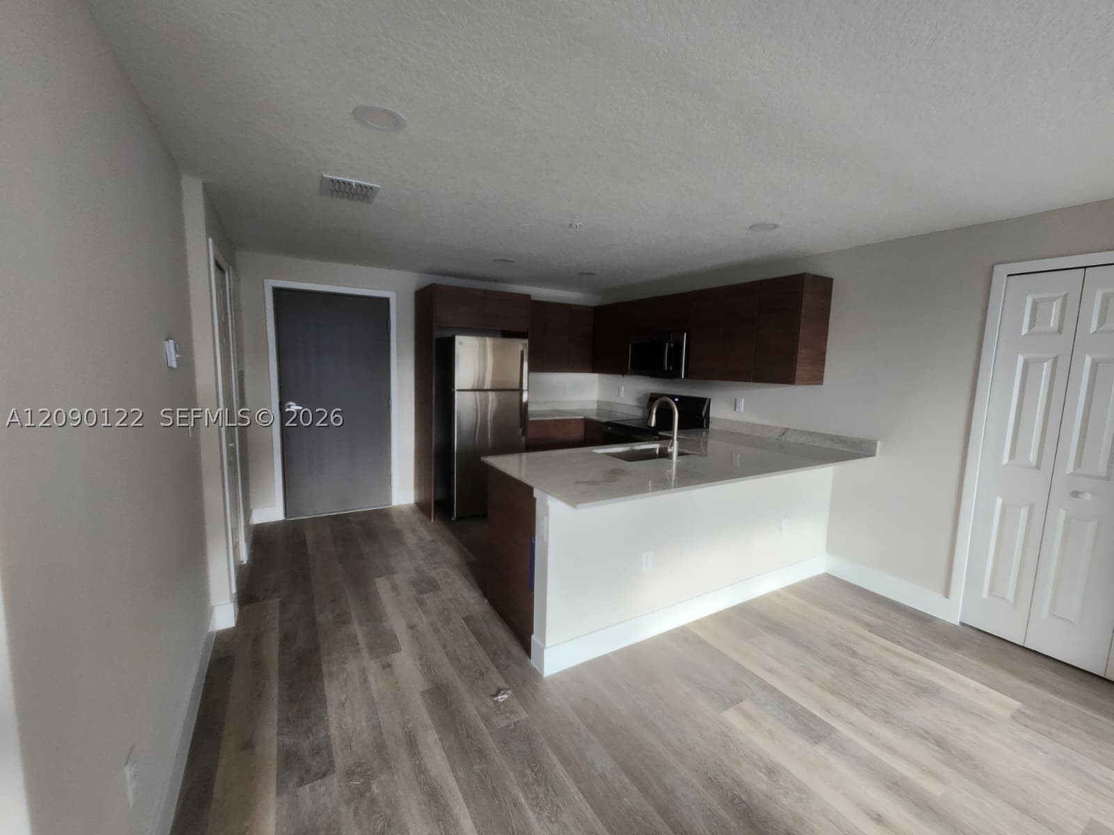 4424 S Texas Ave 309 — photo