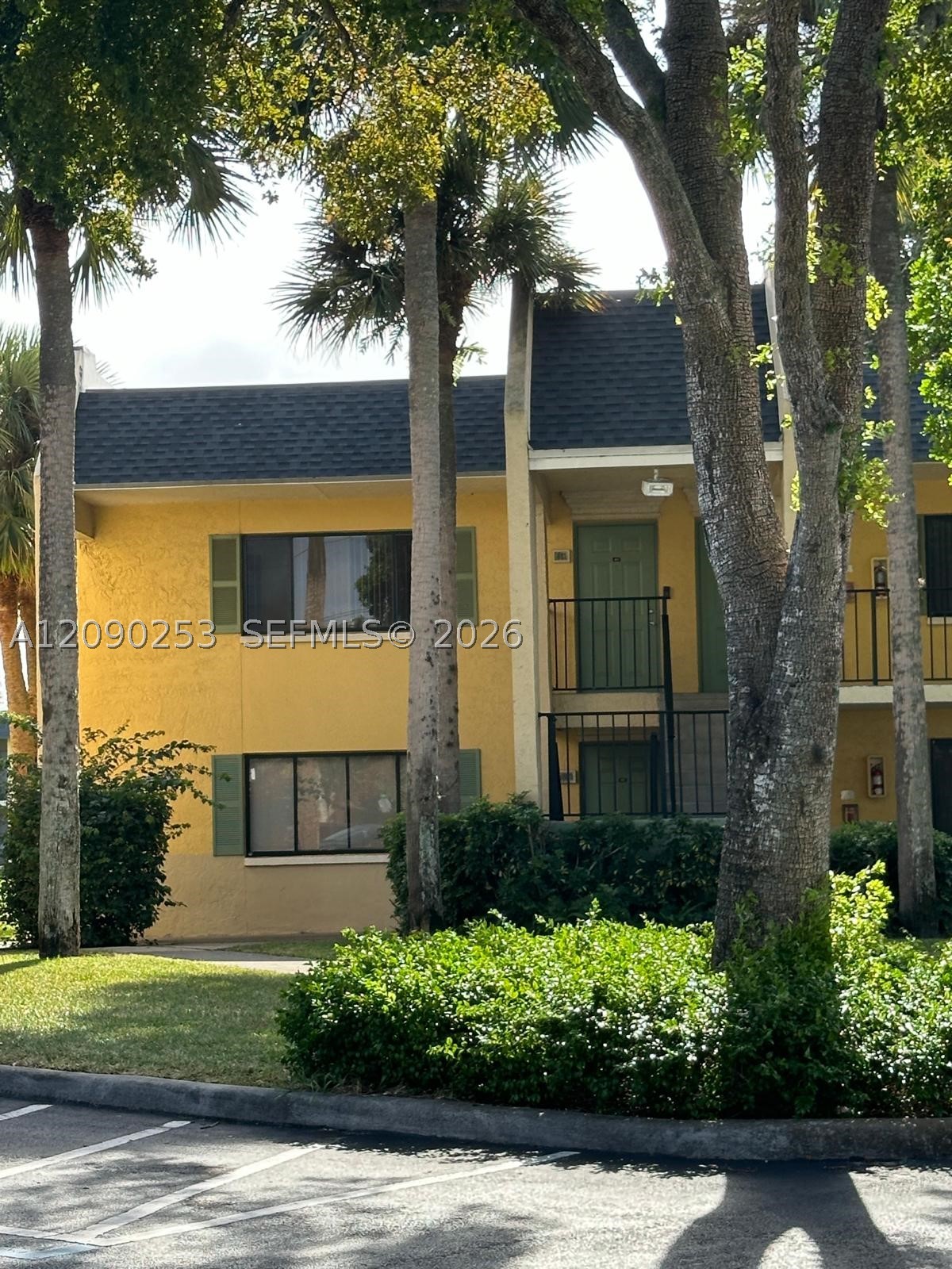 801 Meadows Circle 801 — photo