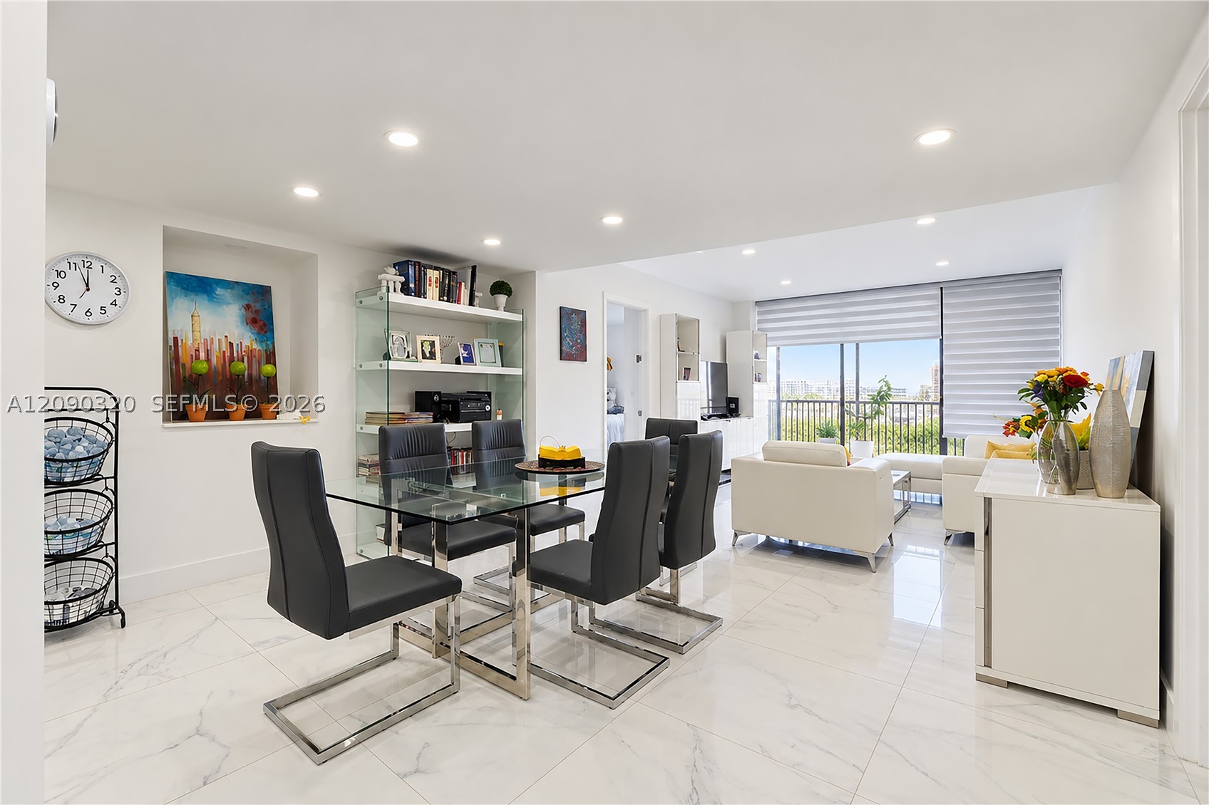 20301 W Country Club Dr 930 — photo