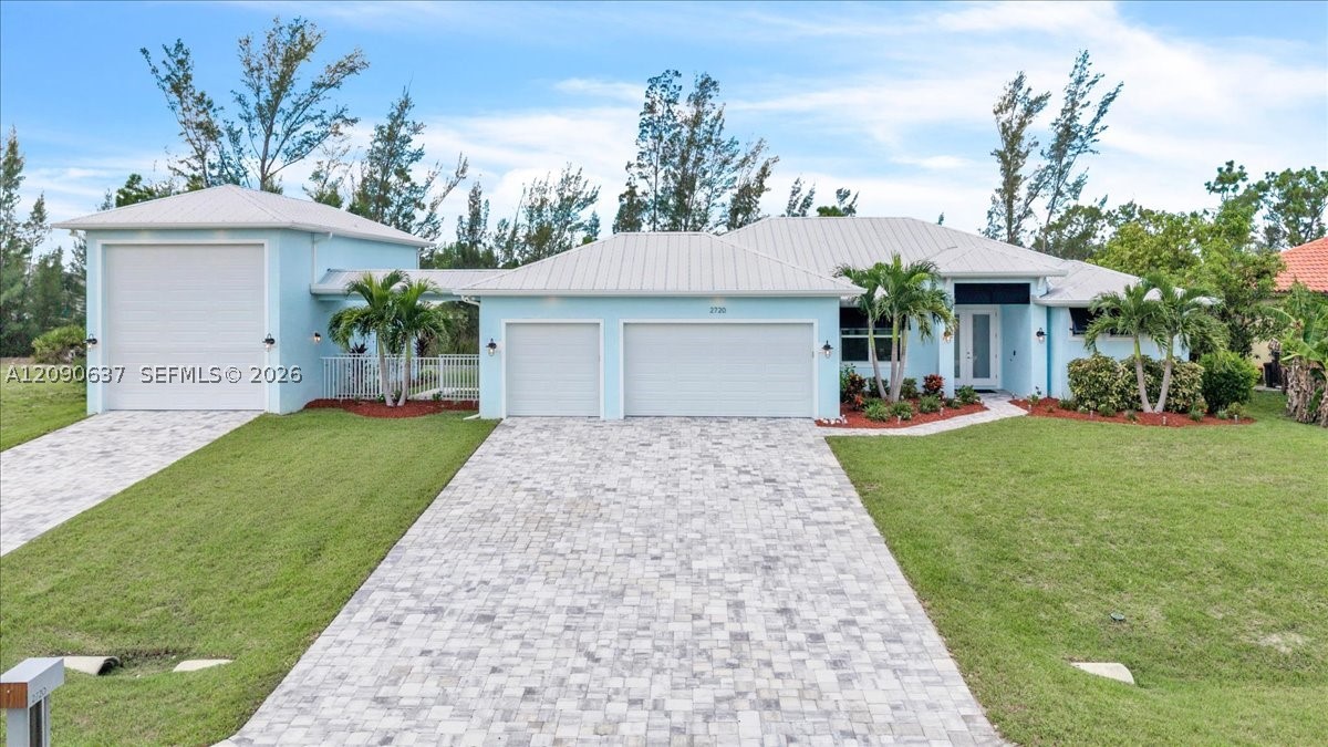 Home in Cape Coral, FL 33993 — photo 2
