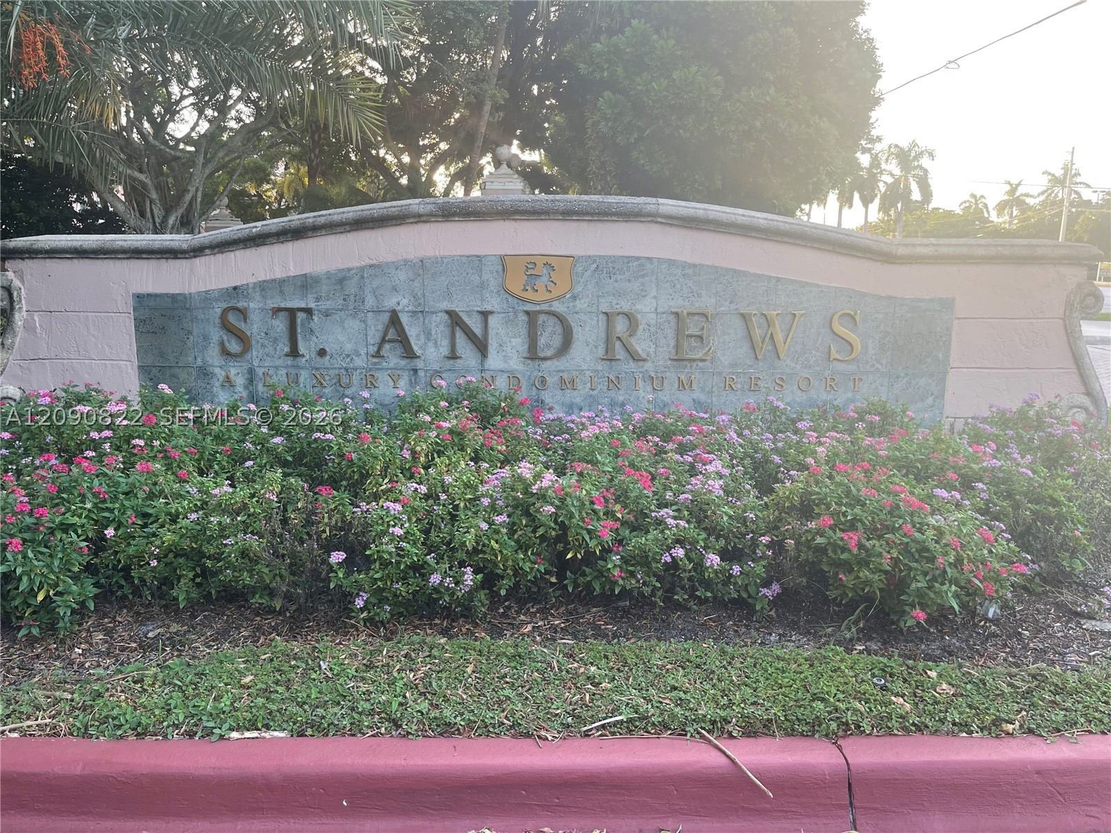 12124 Saint Andrews Pl 206 — photo