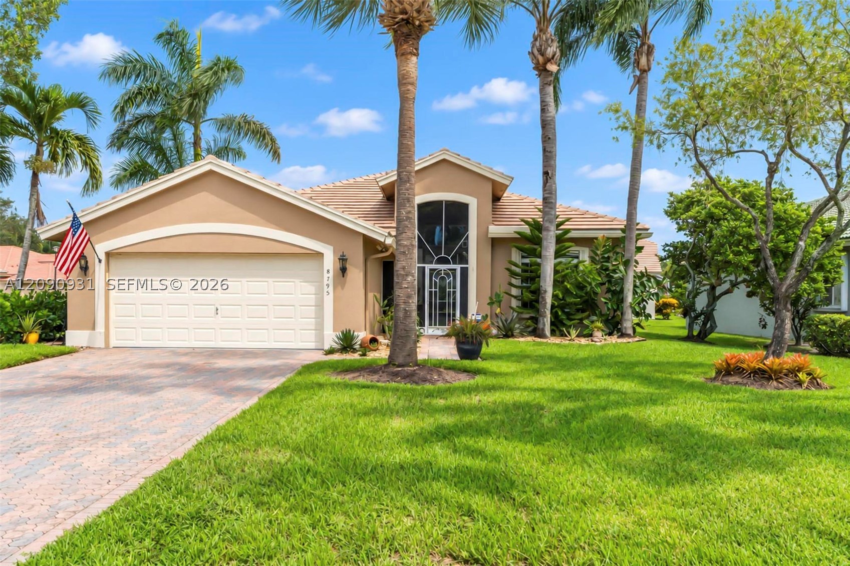 8795 Via Tuscany Dr — photo