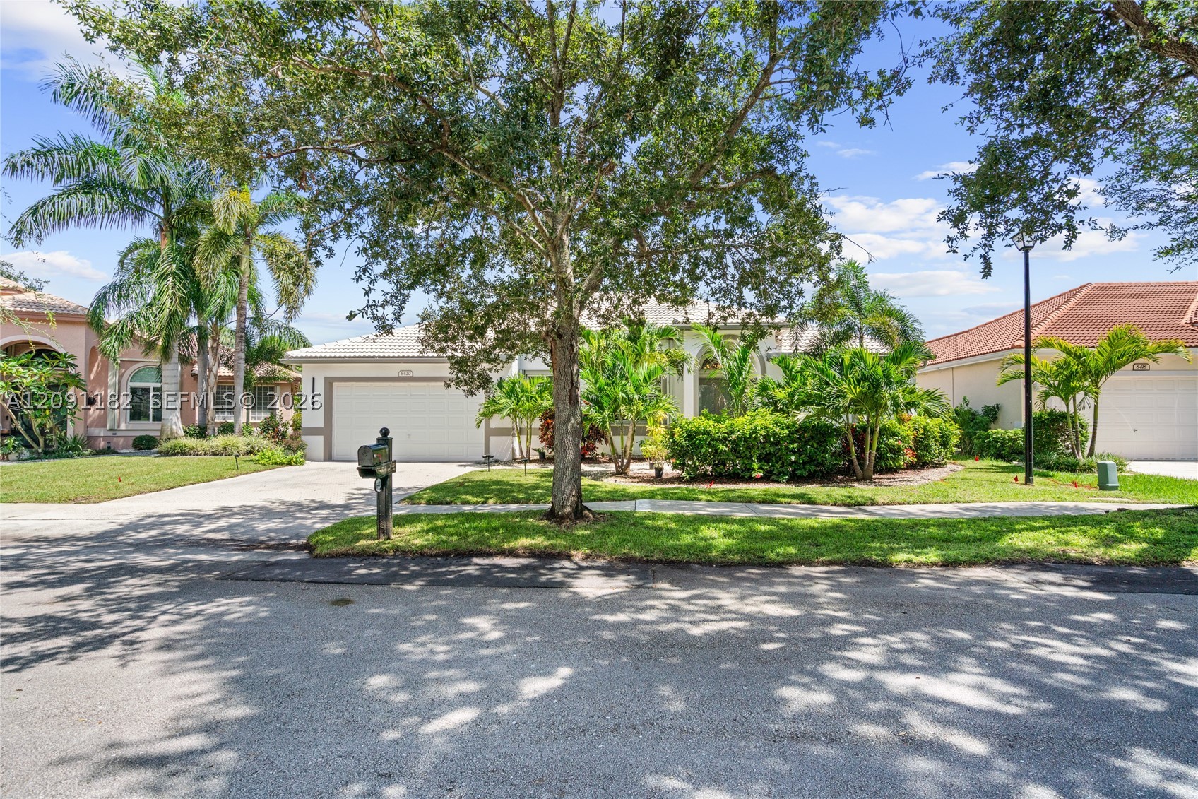 6420 Mallards Way — photo