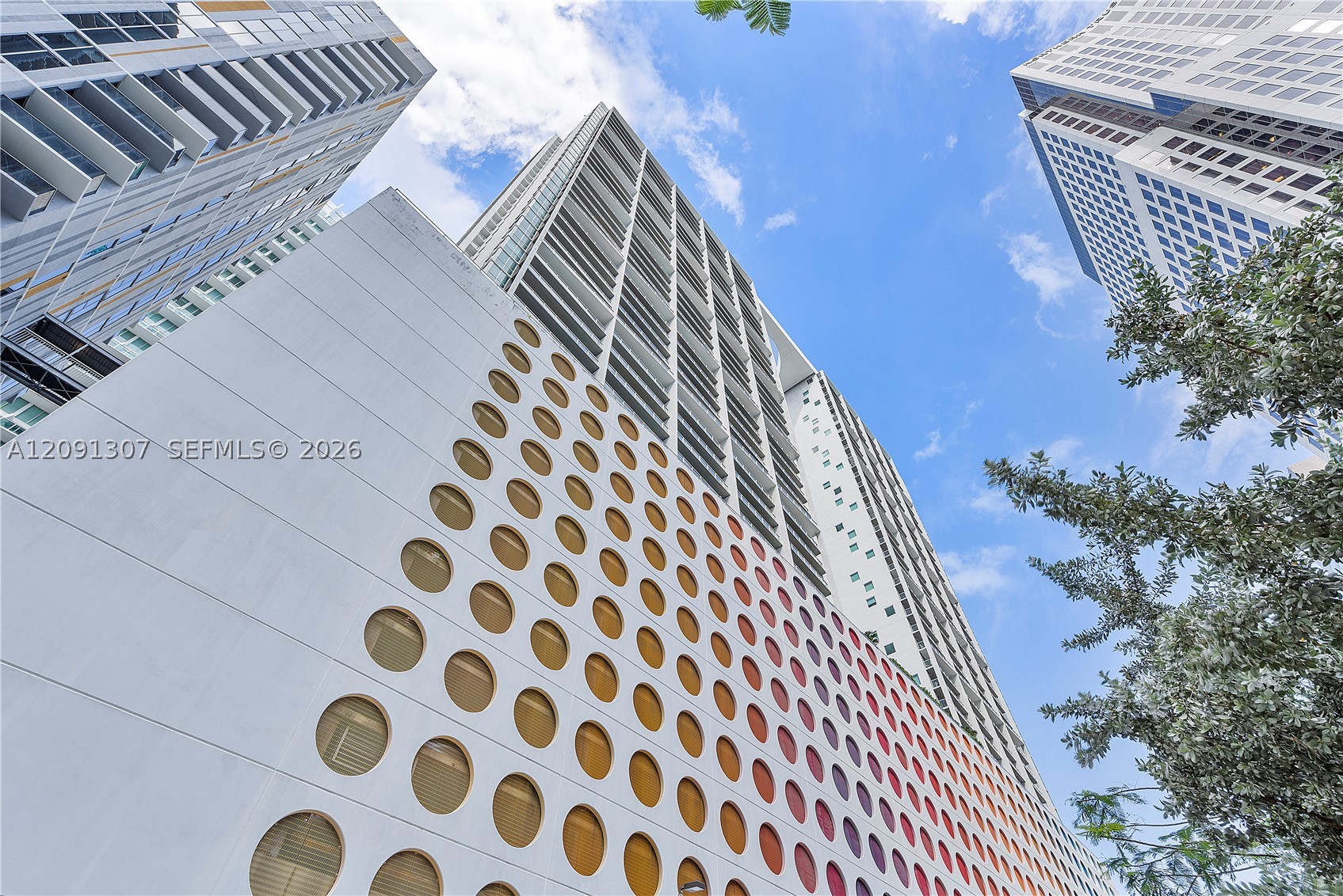 55 SE 6th St 3605 — photo