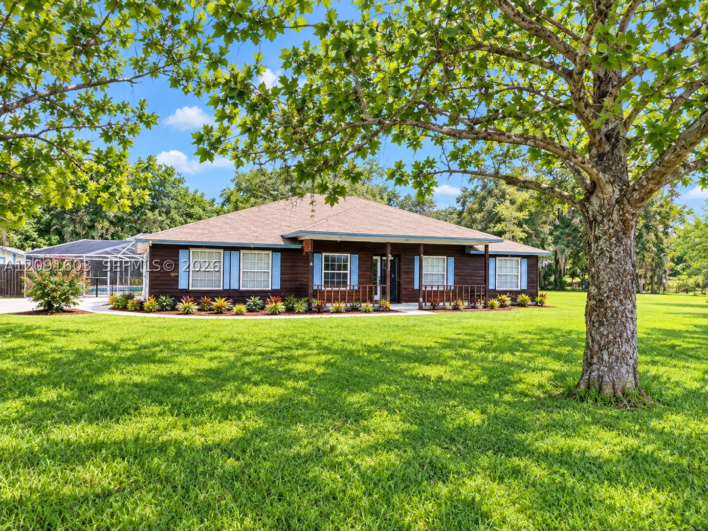 525 Hickory Drive — photo