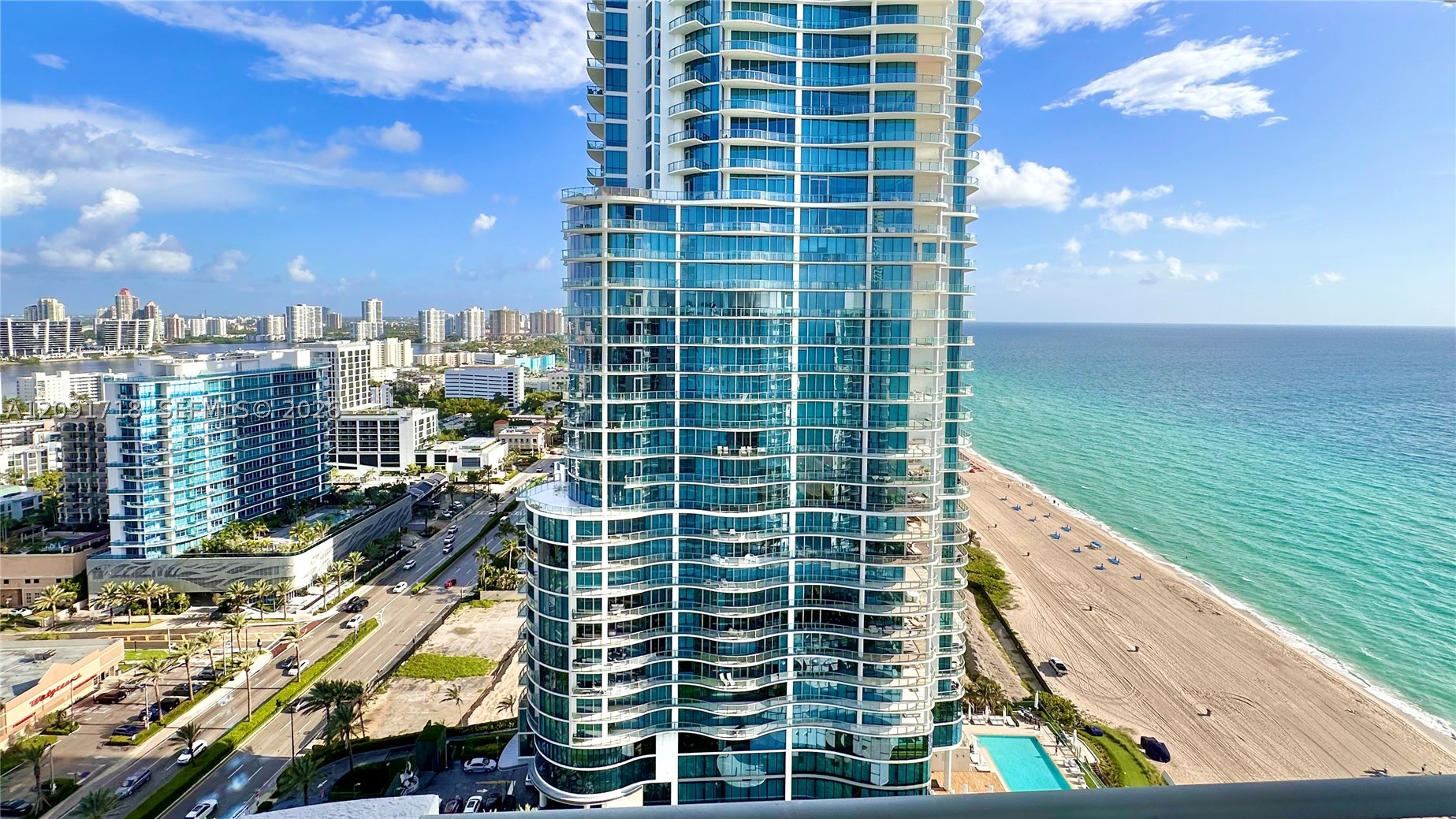 17375 Collins Ave 2607 — photo
