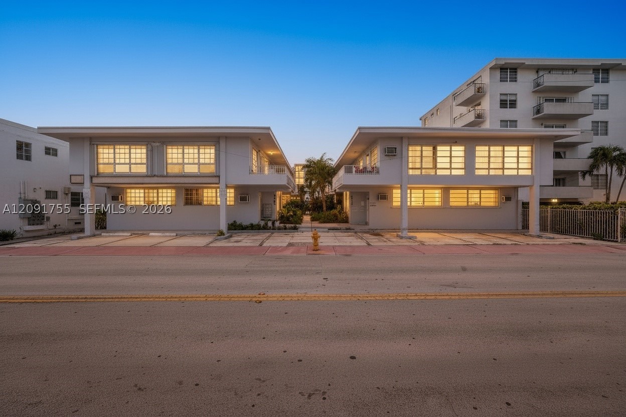 8010 Tatum Waterway Dr 5 — photo