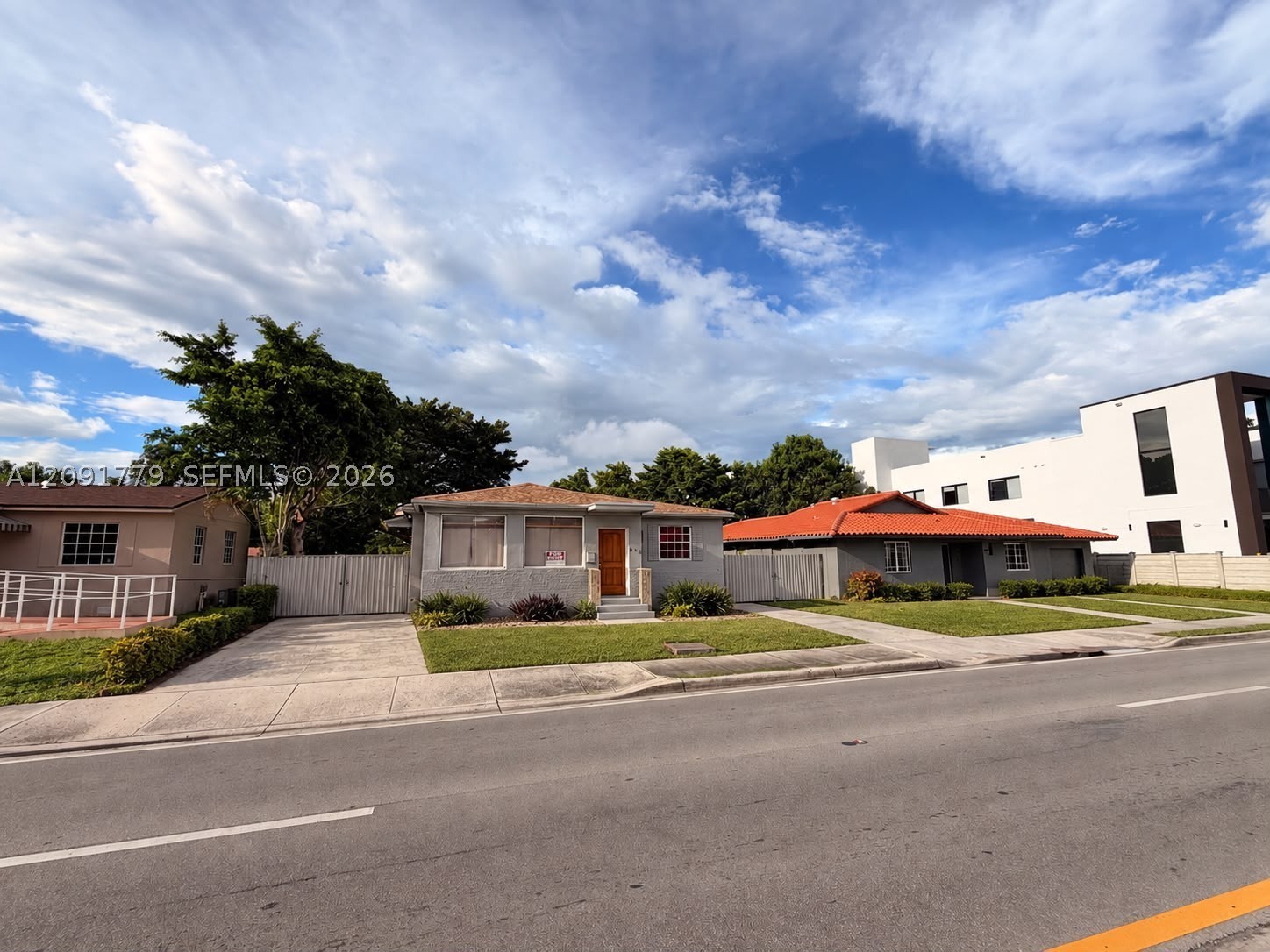 275 E 49th Street, Hialeah, FL 33013 — photo 3