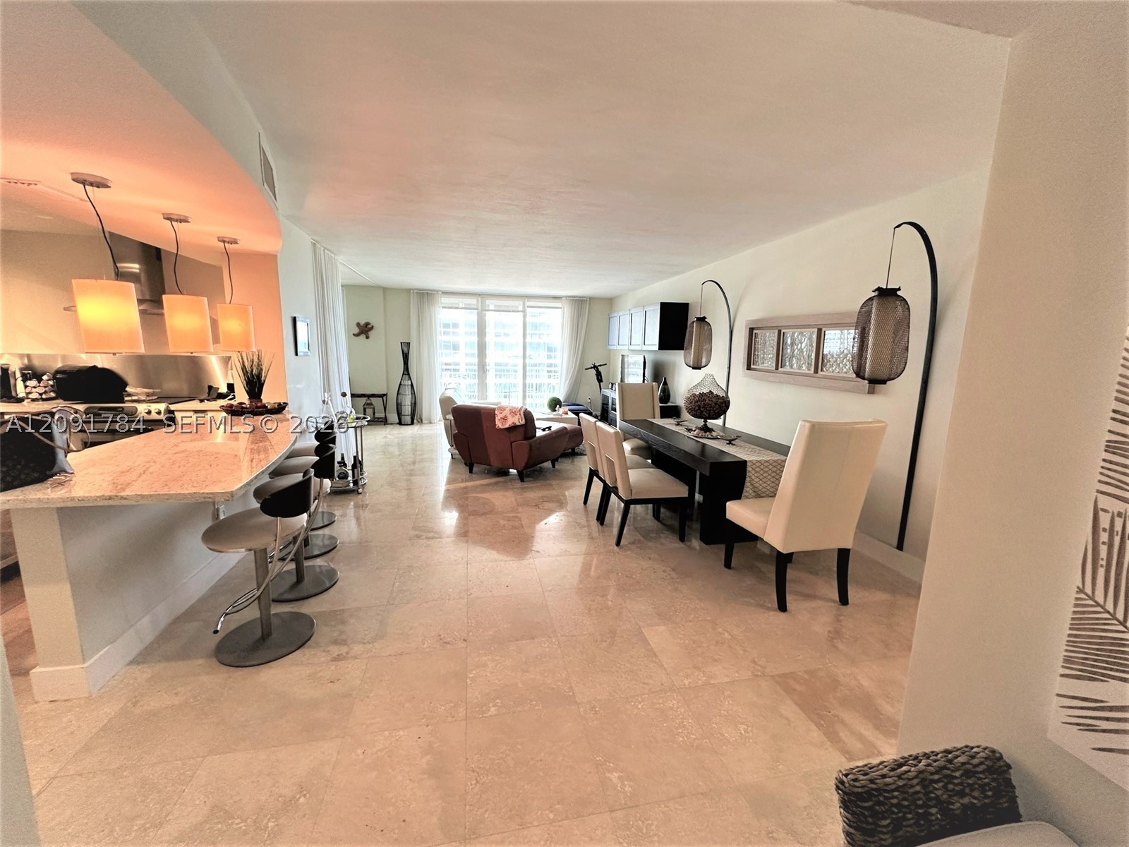5825 Collins Ave 14E — photo