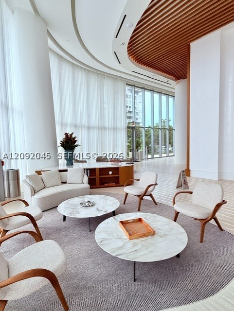 175 SE 25th Rd 2803 — photo