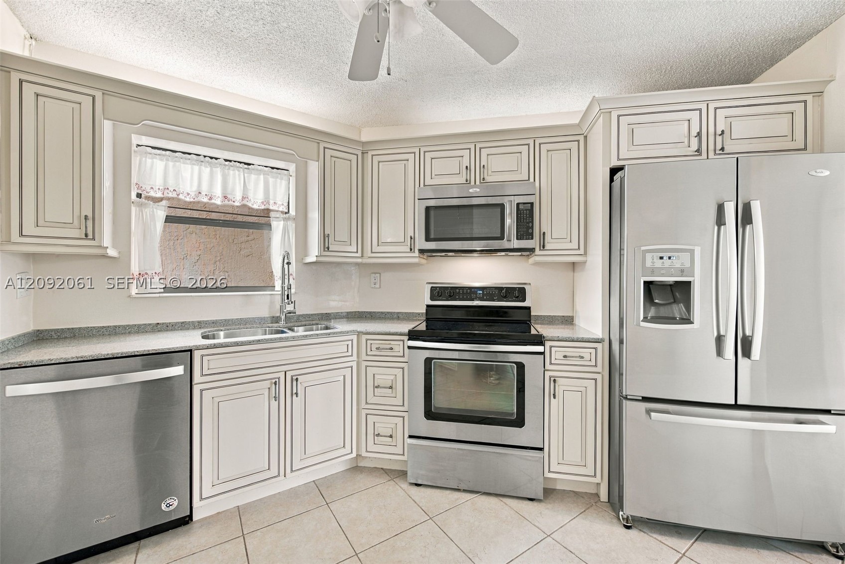 6555 W Broward Blvd Unit 309 — photo