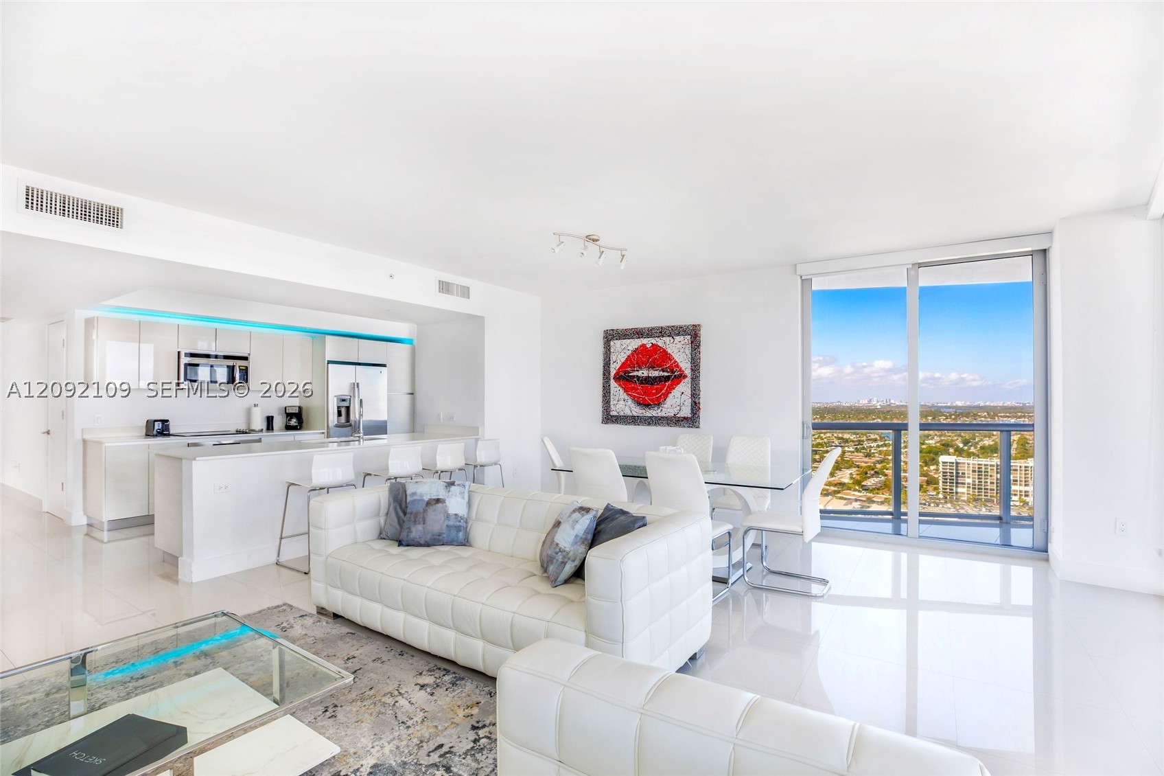 2600 E Hallandale Beach Blvd T2902 — photo