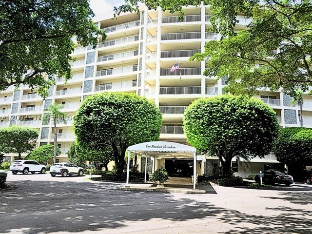 3499 Oaks Way 708 — photo