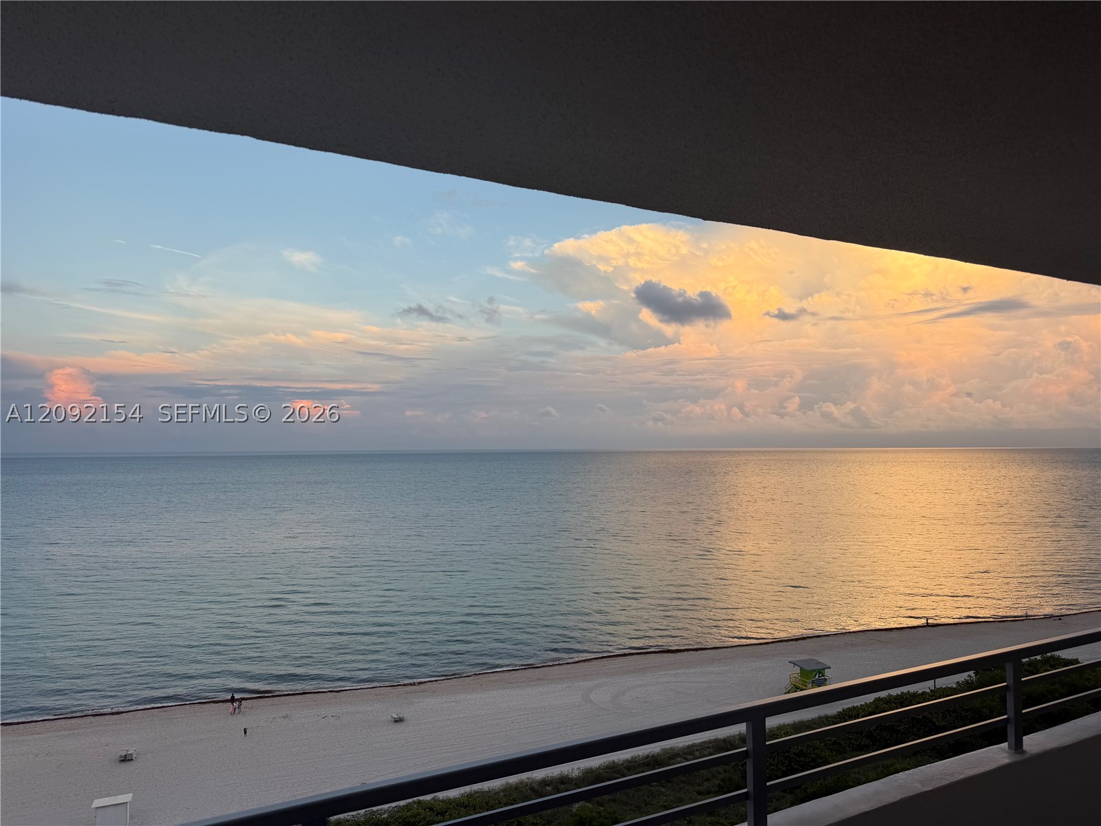 5555 Collins Ave 14G — photo