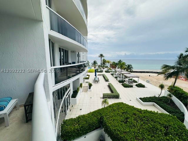 18911 Collins Ave 604 — photo