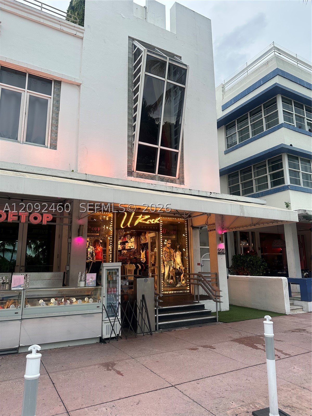 928 Ocean Dr — photo